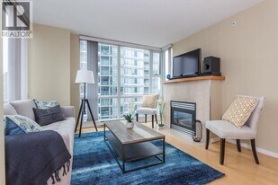 1077 Marinaside Crescent in Vancouver, BC - Building Photo