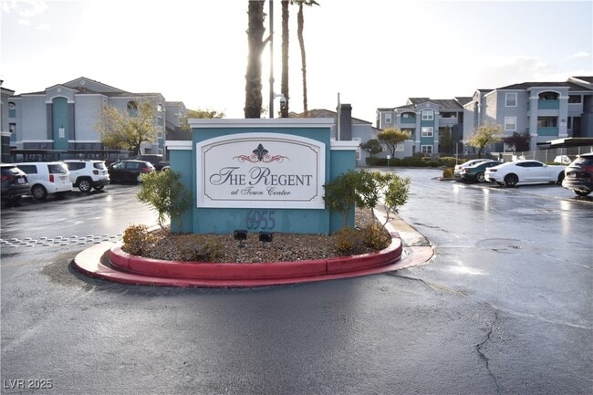 6955 N Durango Dr