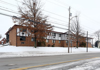 Witmer Arms in Massillon, OH - Foto de edificio - Building Photo