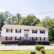 123-125 Earl Ave in Glassboro, NJ - Building Photo - Building Photo