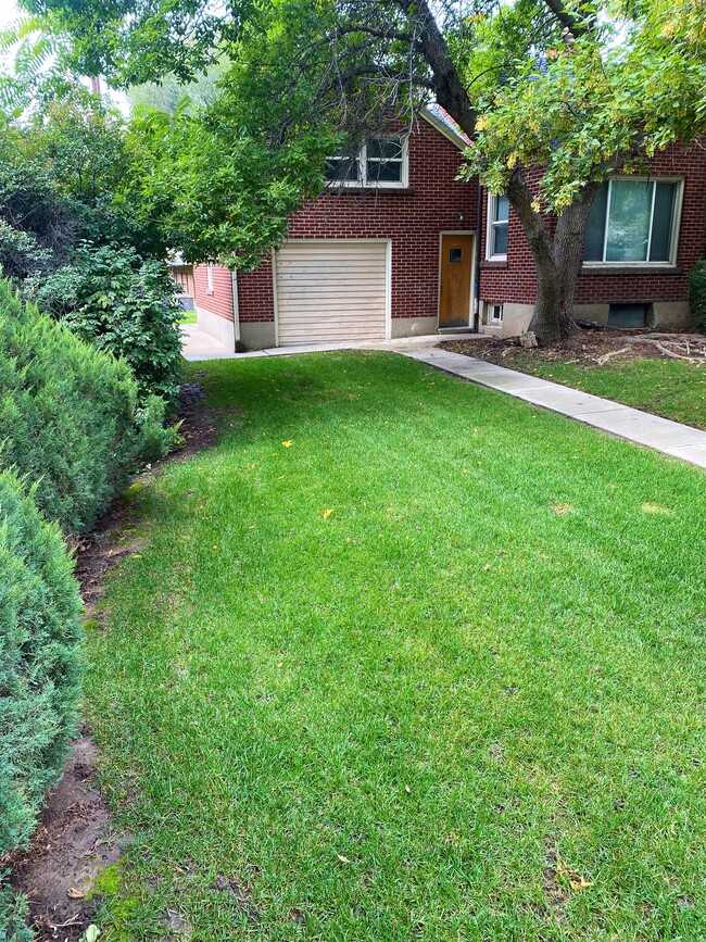 property at 697 600 W