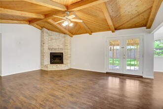 1811 Cotton Mill Ct in Richmond, TX - Building Photo - Building Photo