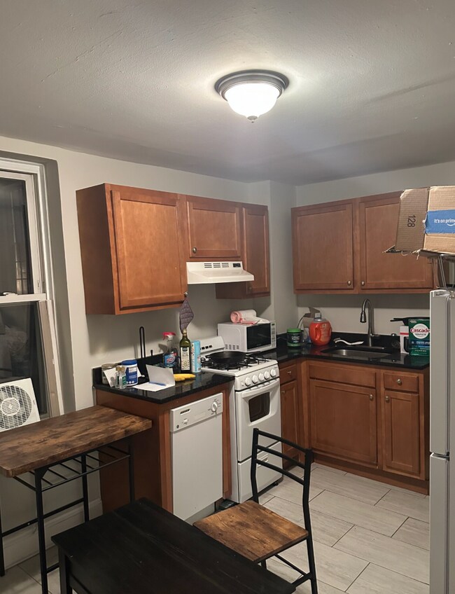 72 Joy St, Unit 16 in Boston, MA - Building Photo - Building Photo