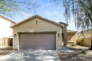 17320 W Caribbean Ln in Surprise, AZ - Building Photo
