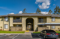 Coventry Place in Bakersfield, CA - Building Photo - Building Photo