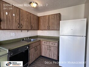 10048 Squire Meadows Dr in St. Louis, MO - Building Photo - Building Photo