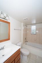 3218 8th St SE in Washington, DC - Building Photo - Interior Photo