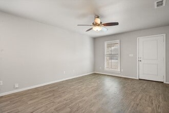 14415 Avenue X in Lubbock, TX - Building Photo - Building Photo