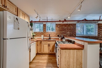 2805 E 16th Ave in Denver, CO - Building Photo - Building Photo