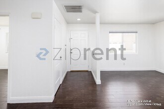 16201 Viho Rd in Apple Valley, CA - Building Photo - Building Photo