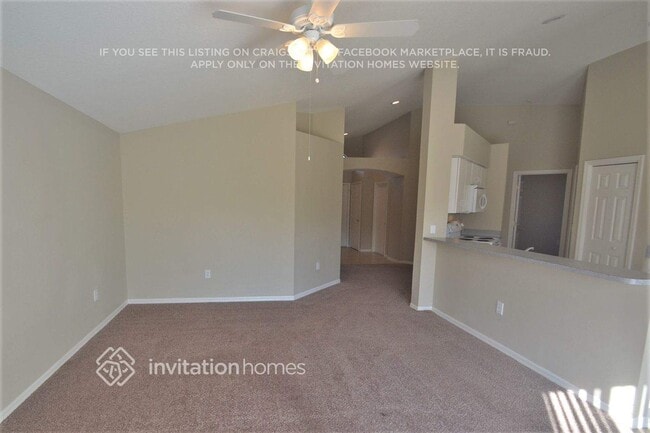 22828 Roderick Dr in Land O Lakes, FL - Foto de edificio - Building Photo