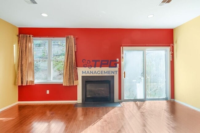 14 Sand Hill Ct in Jamesburg, NJ - Building Photo - Building Photo