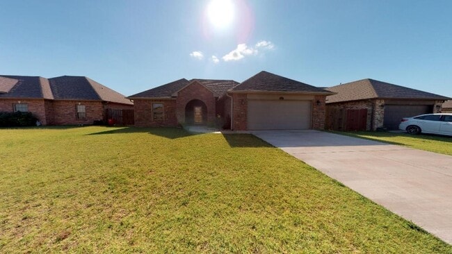 1411 Scenic Ridge in Elgin, OK - Building Photo - Building Photo