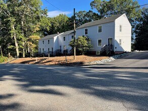 Dolphin Apartments in Siler City, NC - Building Photo - Building Photo