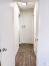 Stoneridge Apartments in Bellflower, CA - Foto de edificio - Building Photo