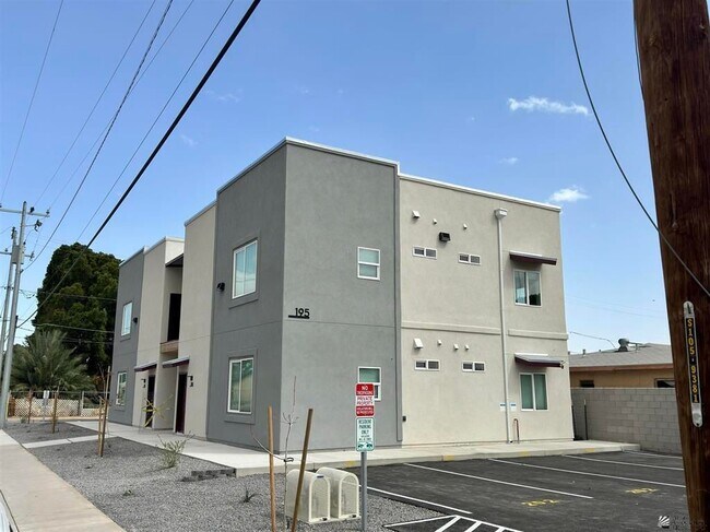 property at 195 N 17th Ave