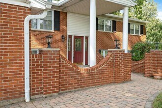 2045 La Grange Rd in Dayton, OH - Building Photo - Building Photo