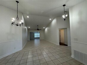 5600 Revelwood Loop in Winter Park, FL - Building Photo - Building Photo