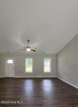 204 N Windy Ridge Rd in Hubert, NC - Building Photo - Building Photo