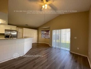 5035 SW 154th Ct in Miami, FL - Foto de edificio - Building Photo