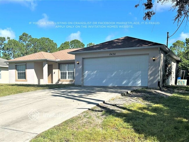8436 Red Coach Ave in North Port, FL - Building Photo - Building Photo