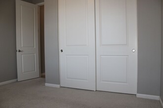 170 Dnieper River Way in Sacramento, CA - Building Photo - Building Photo