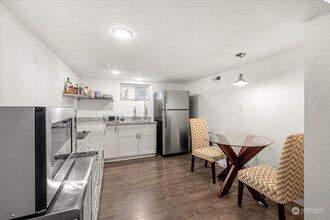 4111 6th Ave-Unit -C in Tacoma, WA - Building Photo - Building Photo