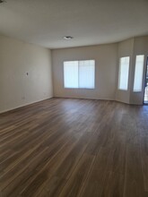 7680 W Louise Dr in Peoria, AZ - Foto de edificio - Building Photo