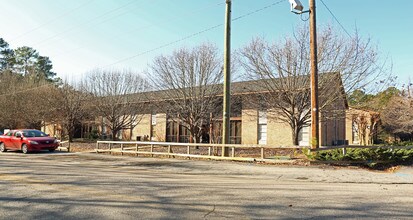 Villager Apartments in Columbia, SC - Building Photo - Building Photo