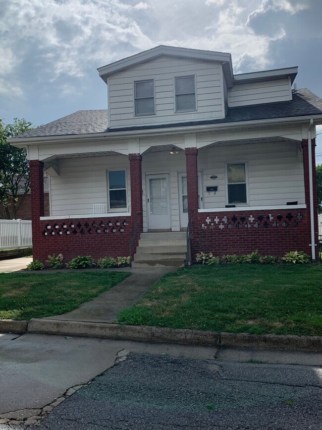 2123 Lilly Ave, Unit Lower Unit in St. Louis, MO - Building Photo - Building Photo