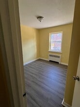 6931 Oakland St in Philadelphia, PA - Building Photo - Building Photo