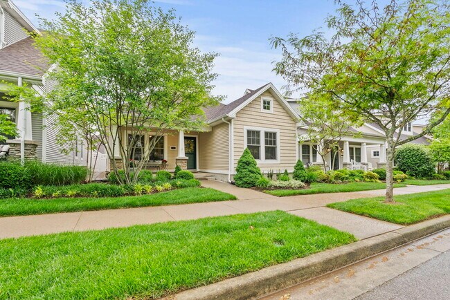 160 Towne Center Dr in Lexington, KY - Building Photo - Building Photo