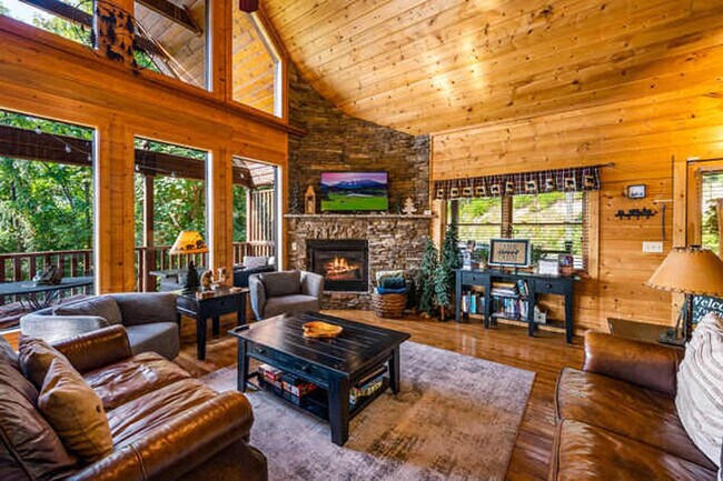 3825 Millers Ridge Way in Sevierville, TN - Building Photo - Building Photo