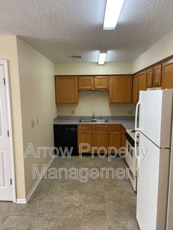 1015 14th St in Wamego, KS - Building Photo - Building Photo