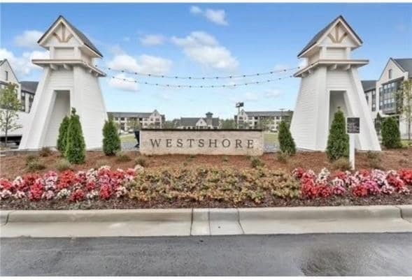 1222 Westshore Dr