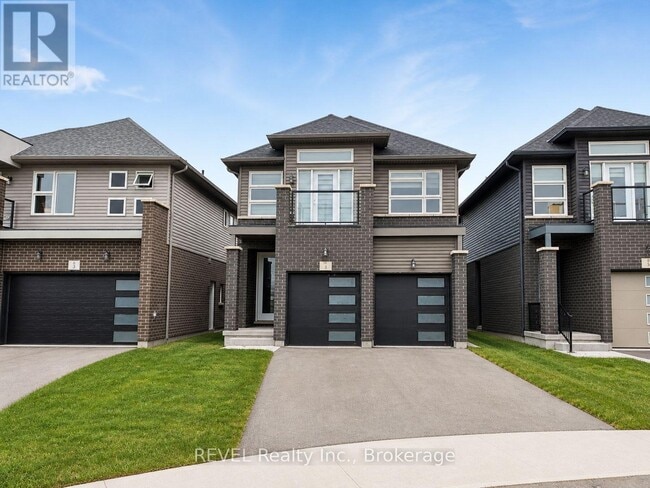 property at 9 Caroline St
