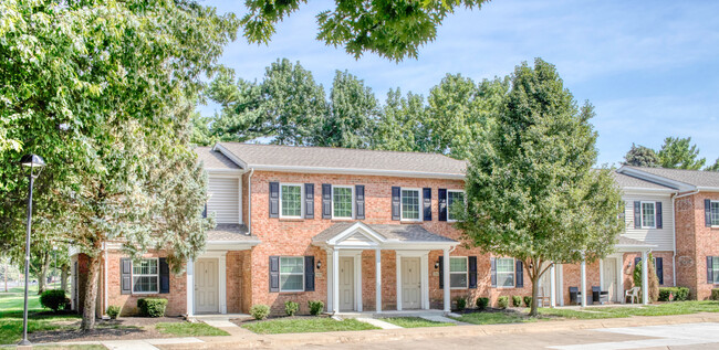 Southpoint Village Apartments in Columbus, OH - Foto de edificio - Building Photo