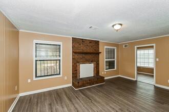 5657 Rensslaer Dr in Memphis, TN - Building Photo - Building Photo