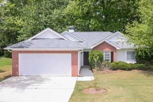 1331 Vine Cir in Mcdonough, GA - Building Photo