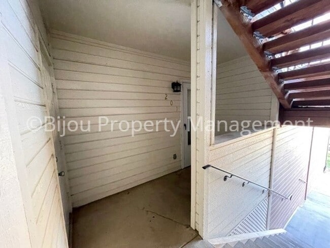 6735 Delmonico Dr in Colorado Springs, CO - Building Photo - Building Photo