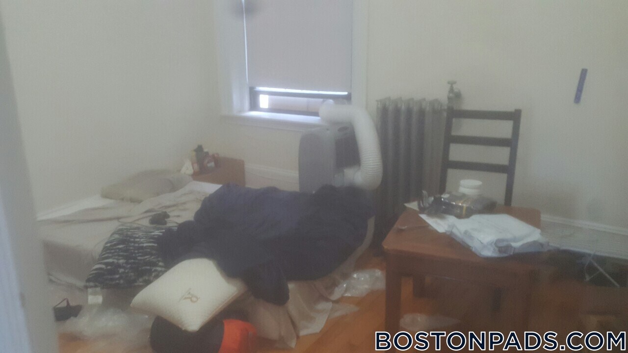 21 Brighton Ave in Boston, MA - Building Photo