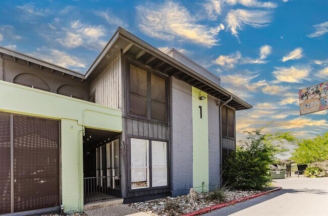 909 Reinli St in Austin, TX - Building Photo - Building Photo