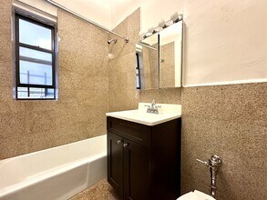 664 W 163rd St in New York, NY - Foto de edificio - Building Photo