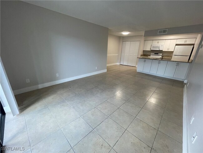 property at 5323 Summerlin Rd