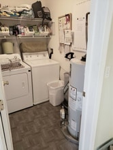 212 E Magnolia Ave in Wildwood, NJ - Building Photo - Building Photo