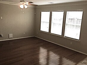 5003 Green Post in San Antonio, TX - Building Photo - Building Photo