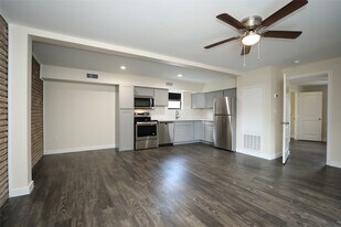 5504 La Branch St in Houston, TX - Building Photo