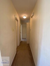 135 Rolland St in Hinesville, GA - Foto de edificio - Building Photo