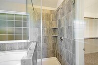 107 Alessandra Way photo'