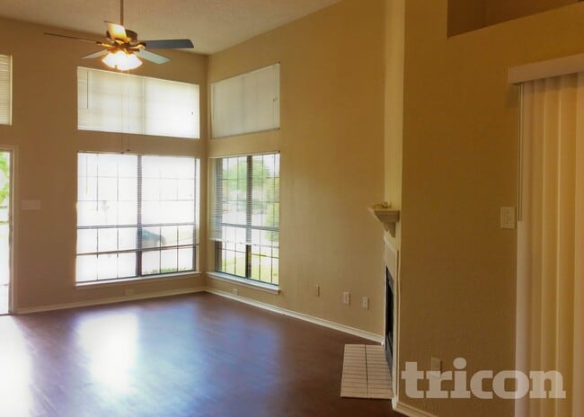 1527 Charleston Cove in Mesquite, TX - Building Photo - Building Photo